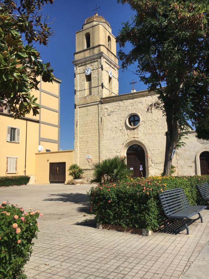 Bed and Breakfast Il Mandarino Decimomannu Exterior foto